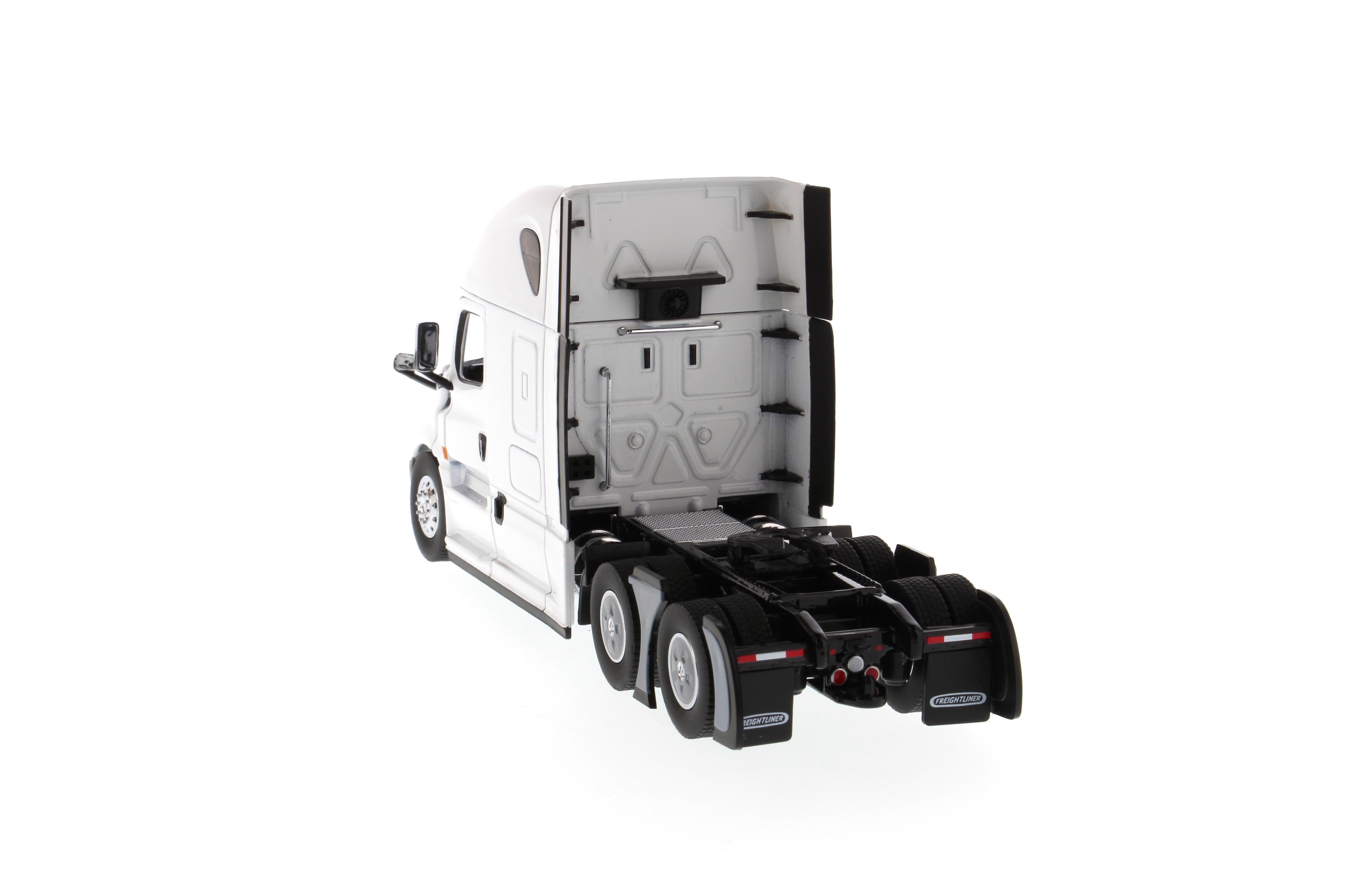 Freightliner Cascadia Tractor (Pearl White) Sleeper Cab 1:50 Scale Model Right Rear Quarter View