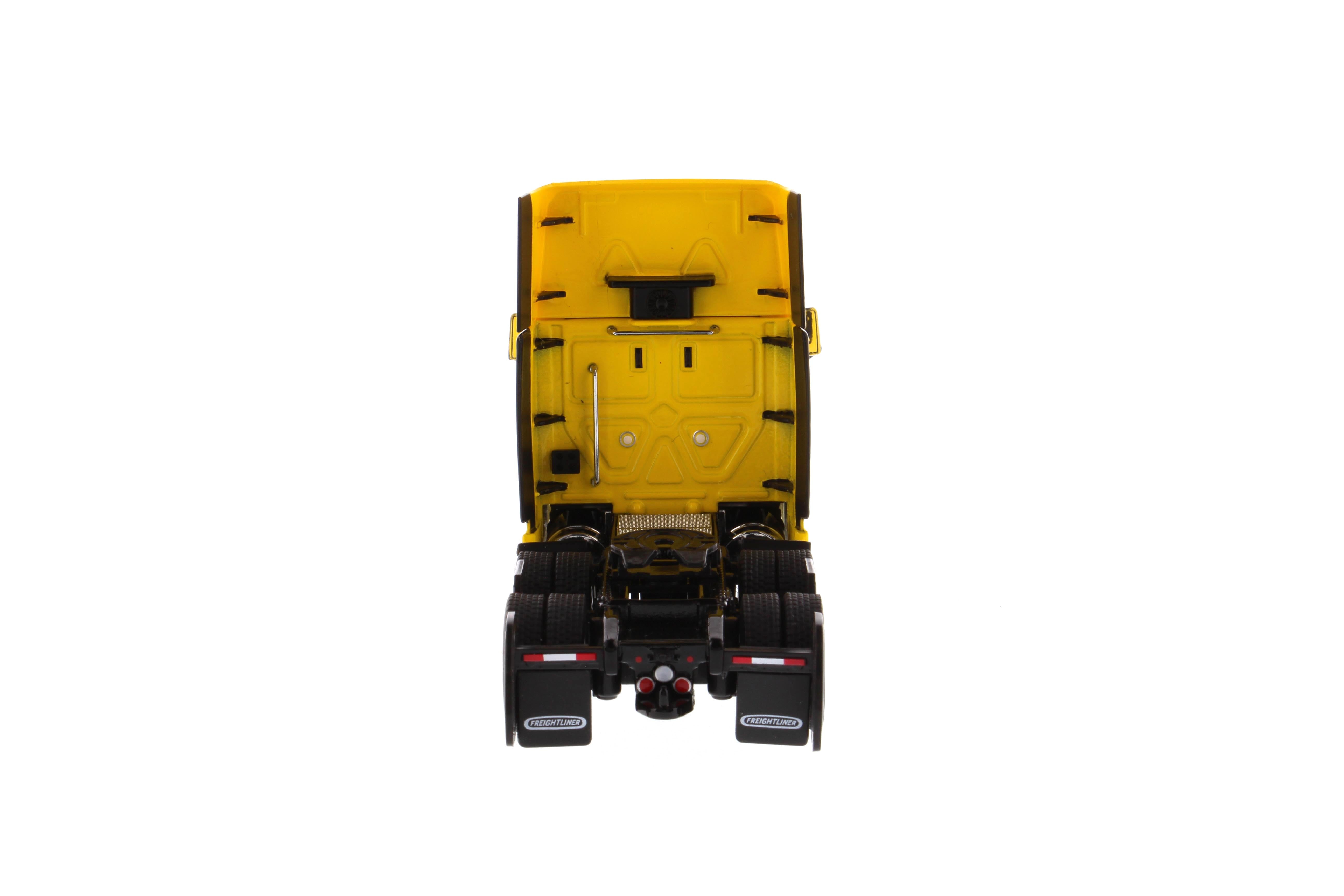 Diecast Masters | Freightliner Cascadia Tractor (Yellow) Sleeper