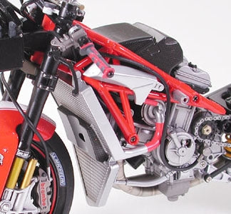 Ducati Desmosedici Motorcyle 1:12 Scale Model Kit