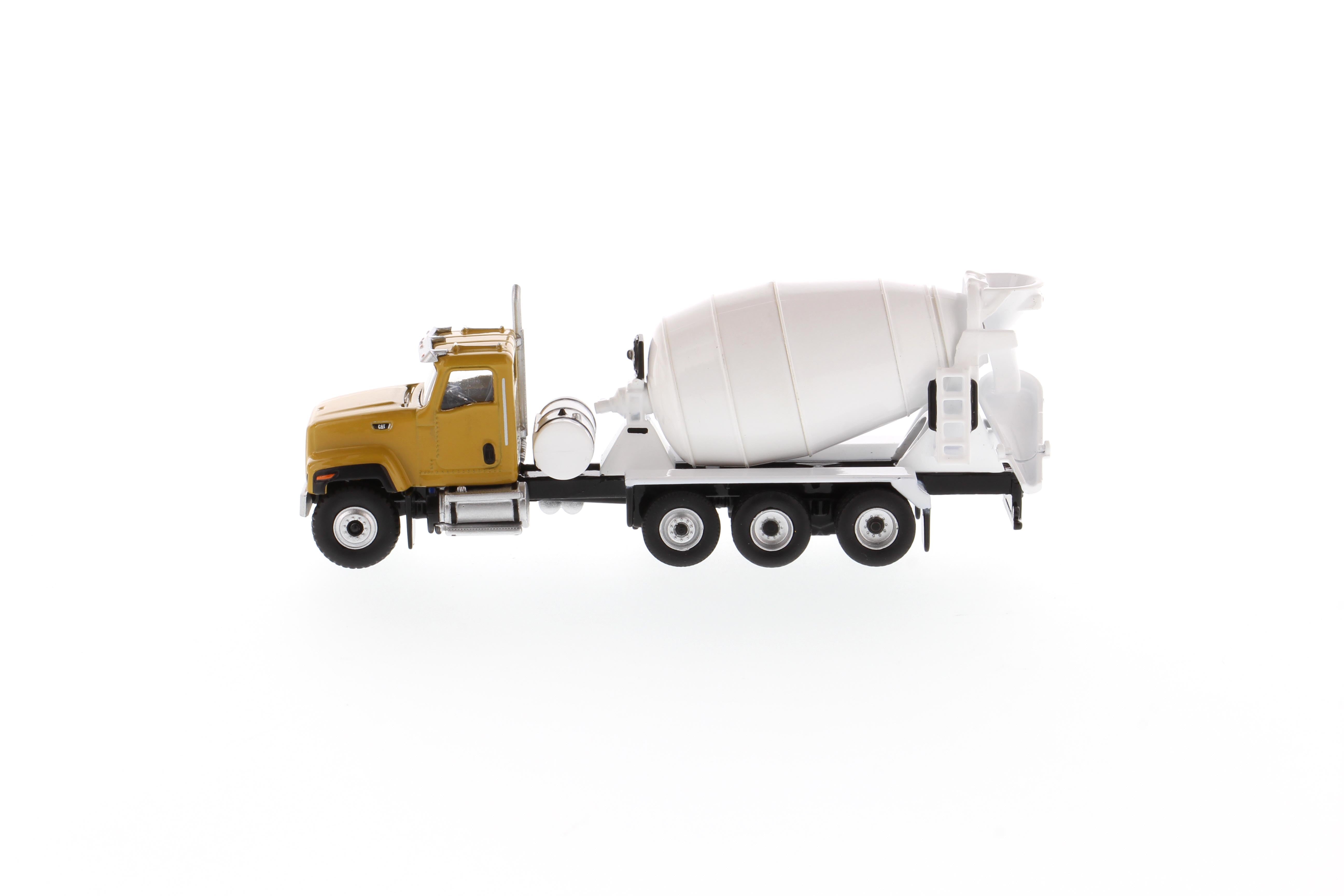 Caterpillar CT681 Concrete Mixer 1:87 (HO) Scale Model Left Side View