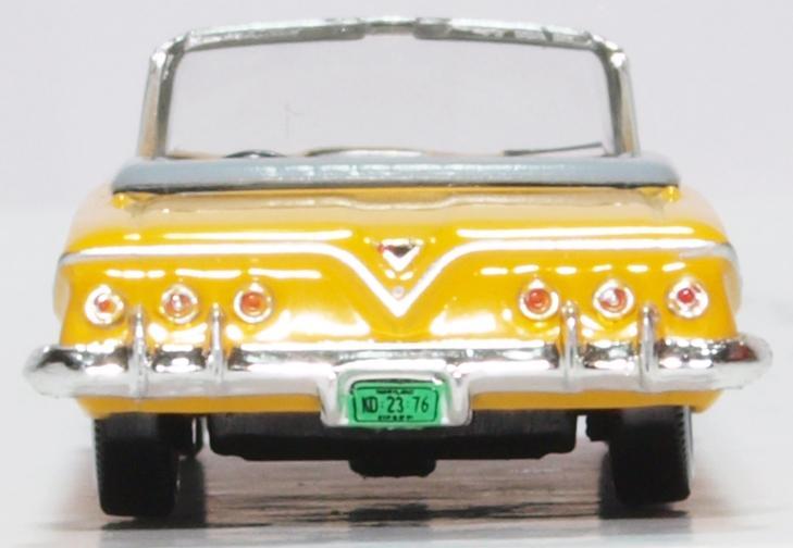 Chevrolet Impala Convertible 1961 Hot Rod 1:87 Scale Model Rear View