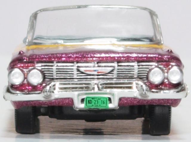 Chevrolet Impala Convertible 1961 Hot Rod 1:87 Scale Model Front View