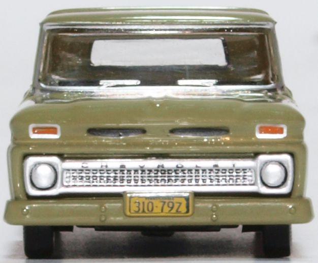 Chevrolet C10 Stepside Pickup 1965 Bell Systems 1:87 (HO) Scale Model Front View