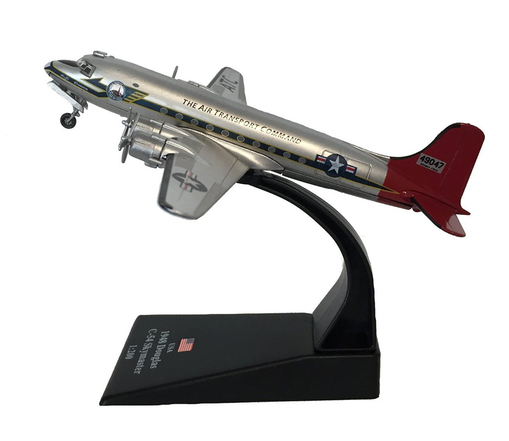 Douglas C-54 Skymaster “Candy Bomber” Berlin Airlift 1948 1:200 Scale Diecast Model By Amercom