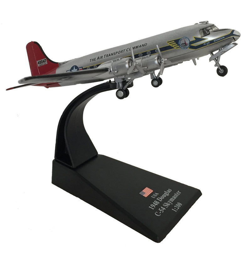 Douglas C-54 Skymaster “Candy Bomber” Berlin Airlift 1948 1:200 Scale Model By Amercom Right Front View