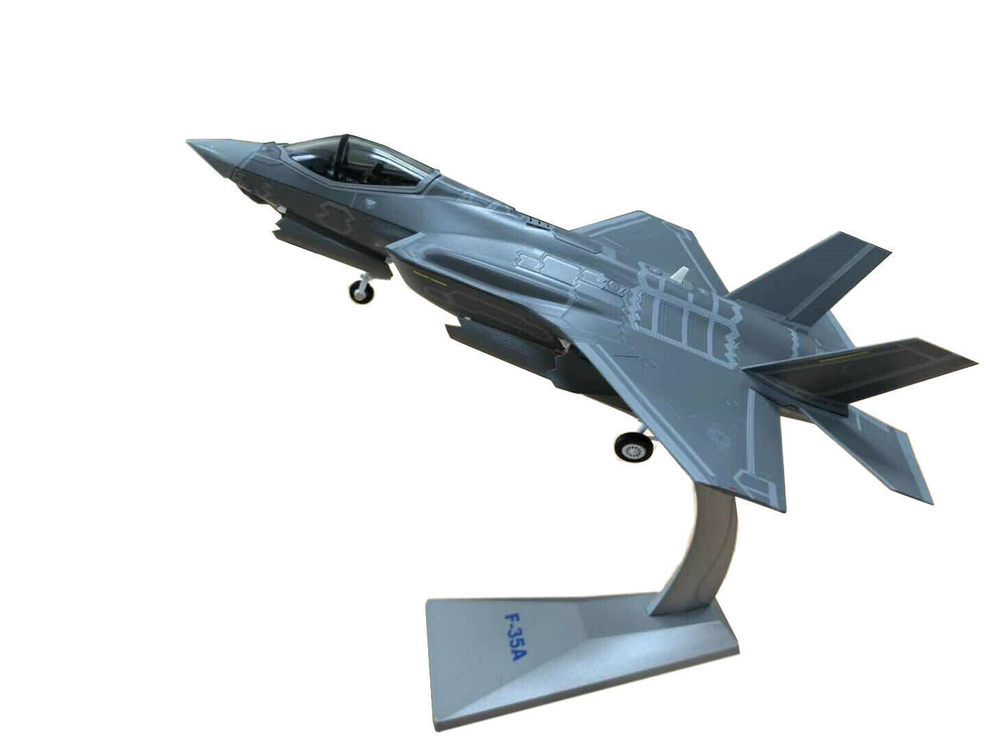 Lockheed Martin F-35A Lightening II 61st Fighter Squadron 1:72 Scale Diecast Model By Air Force 1