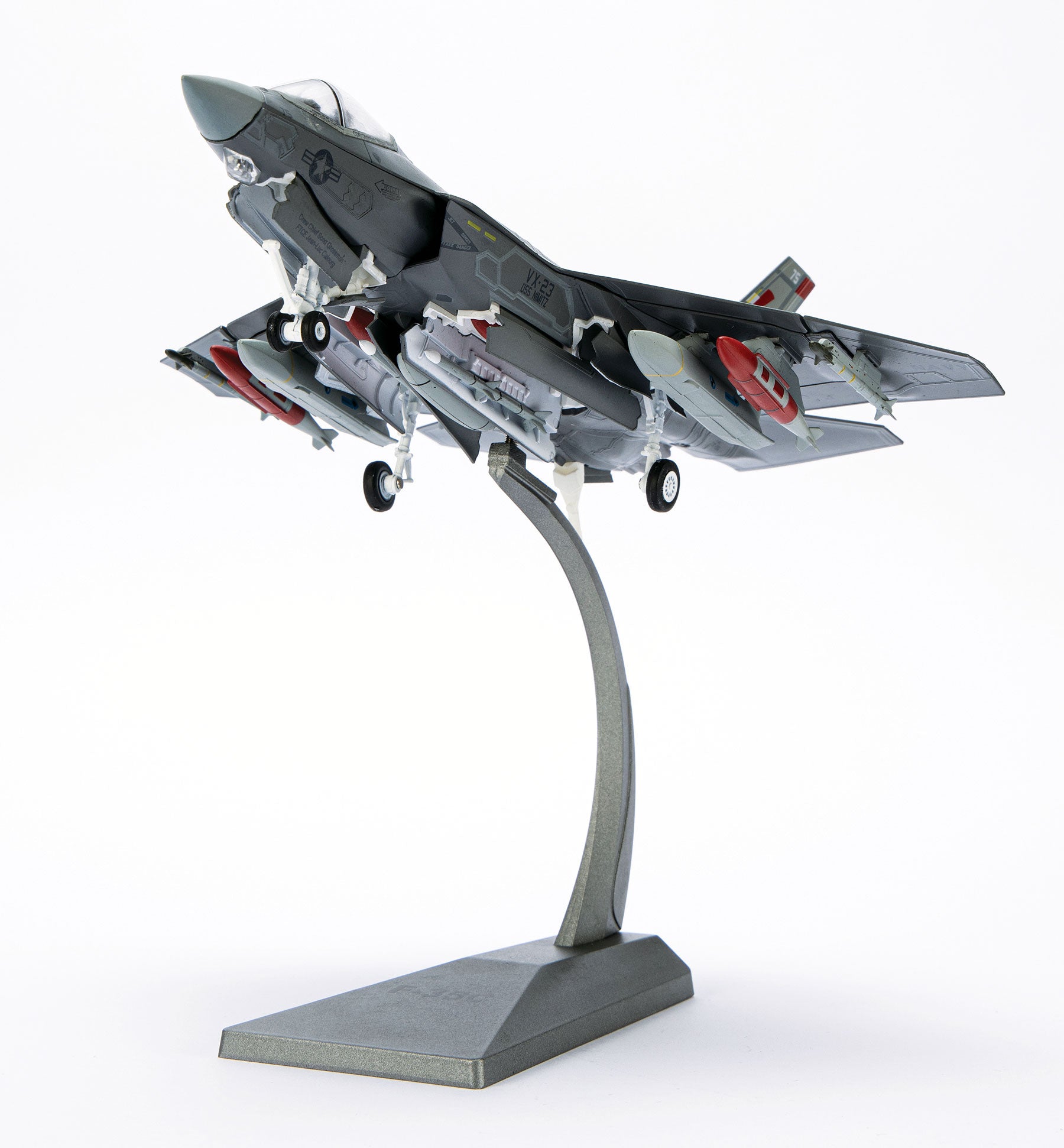 Lockheed Martin F-35C Lightening II VX-23 “Salty Dogs” CF-05, 1:72 Scale Diecast Model Front Bottom View