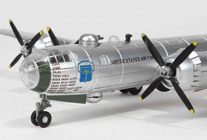 Boeing B-29 Superfortress "Raz'n Hell" 1/144 Scale Model By AF1 Left Front Detail