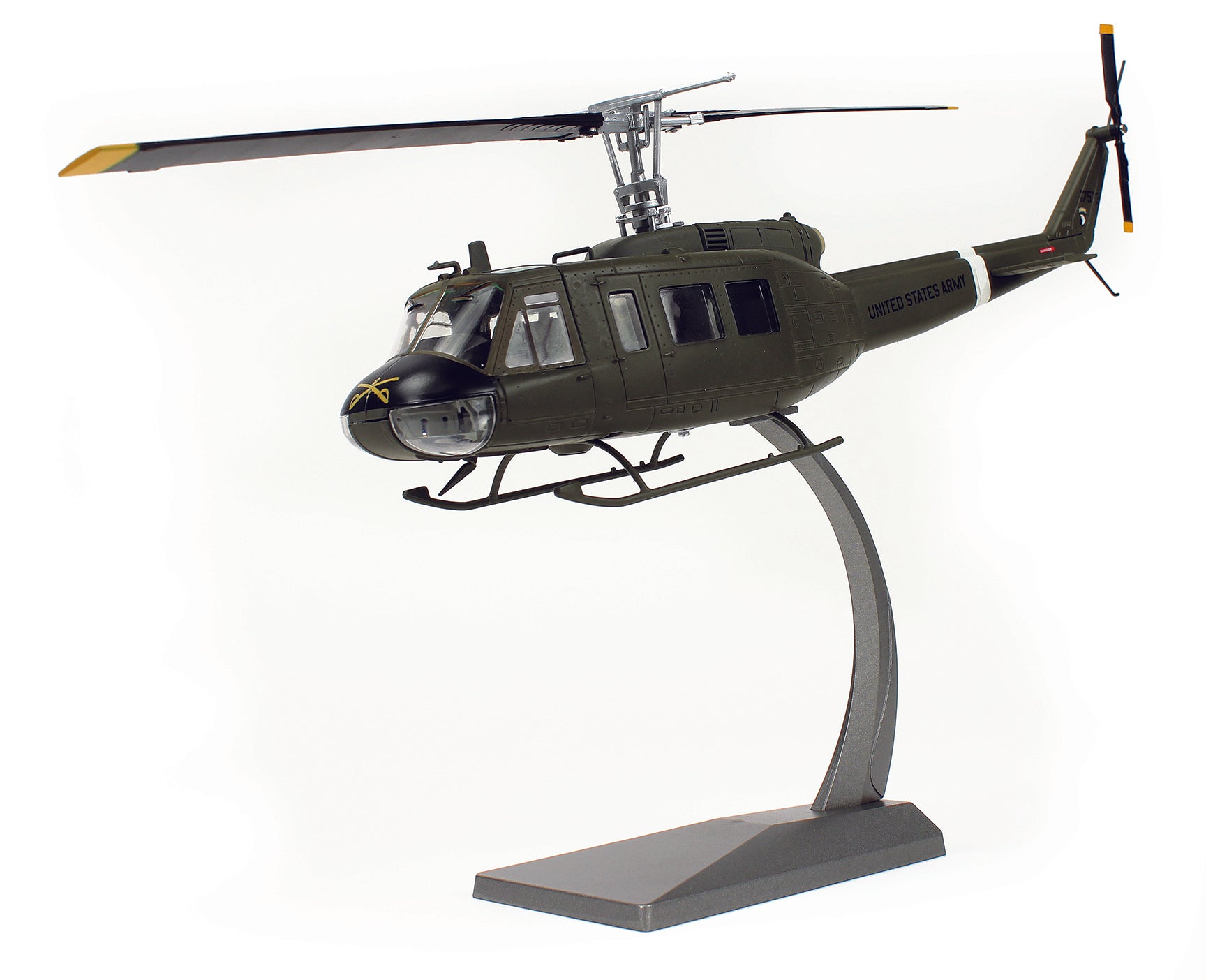 Bell UH-1 Huey 101st Airborne 1/48 Scale Model By AF1