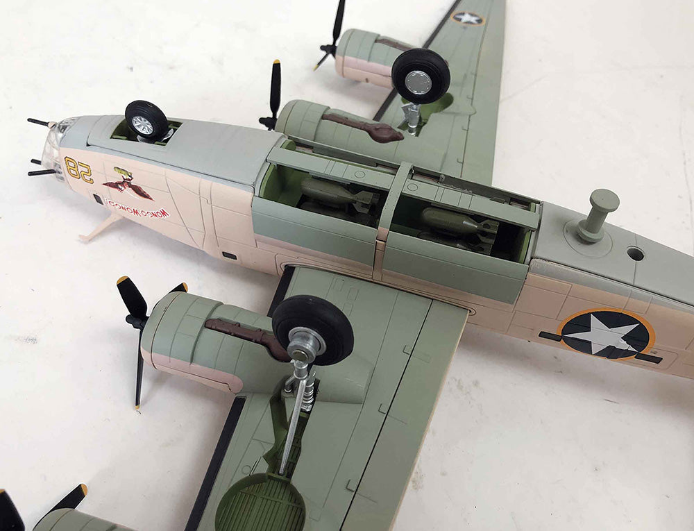 Consolidated B-24D Liberator  "Wongo Wongo" 1/72 Scale Model Bomb Bay