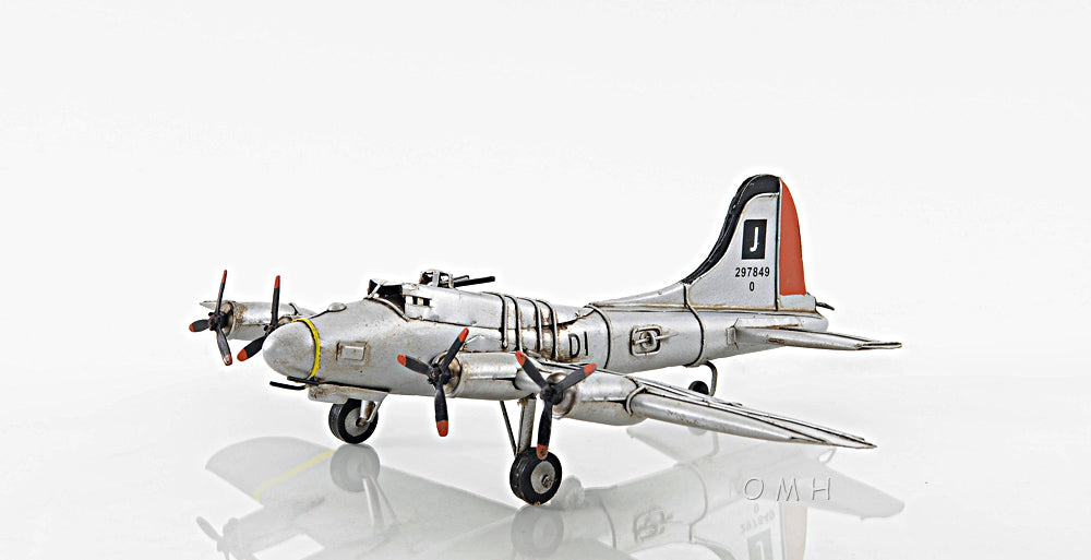 Boeing B-17 Flying Fortress Iron Frame Scale Model