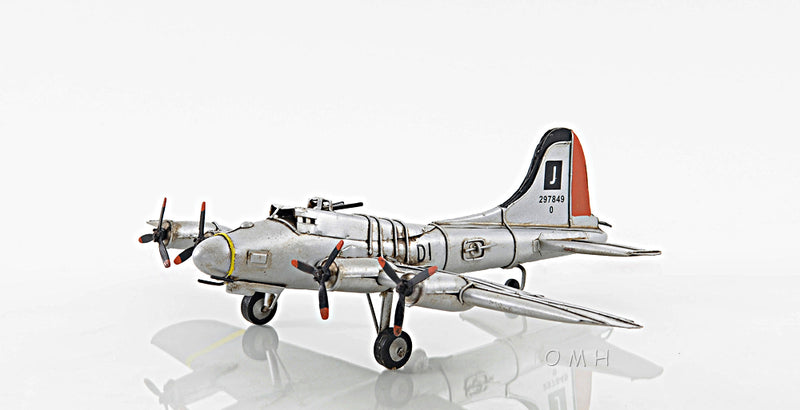 Boeing B-17 Flying Fortress Iron Frame Scale Model