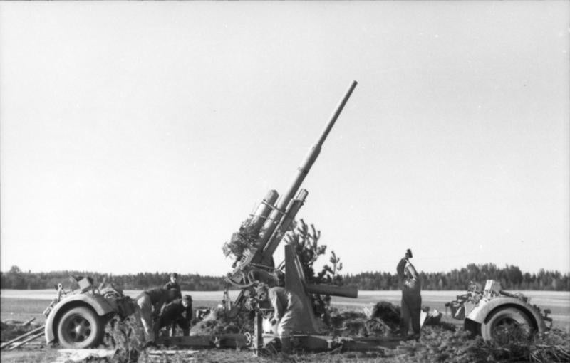 8.8 cm Flak 36 (Tan), 1/72 Scale Diecast Model