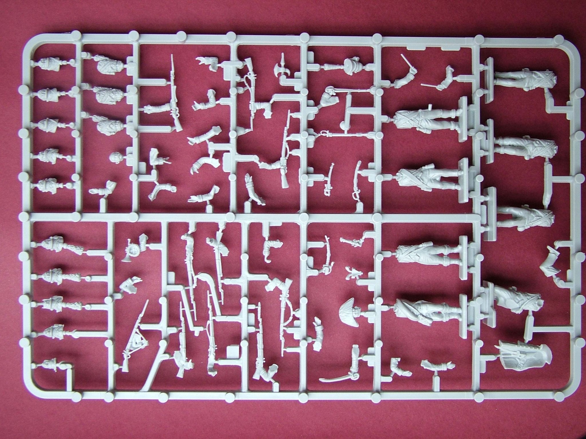 French Napoleonic Infantry 1807 - 1812, 28 mm Scale Model Plastic Figures Sample Frames