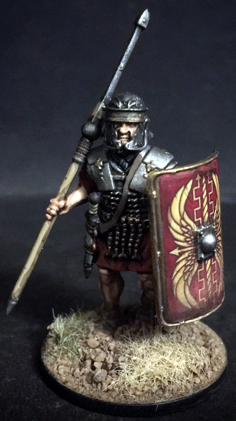 Early Imperial Roman Legionaries Advancing, 28 mm Scale Model Plastic Figures
