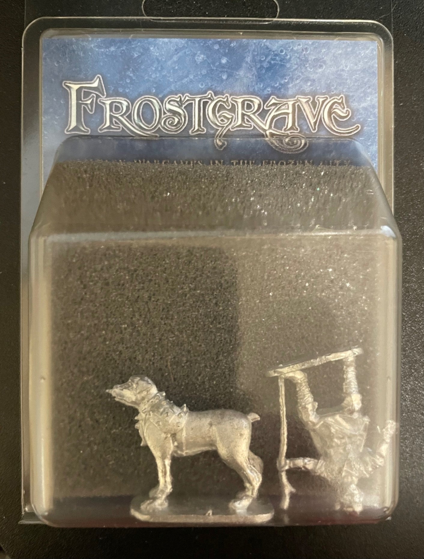 Tracker & War Hound, 28 mm Scale Model Metal Figures In Packaging