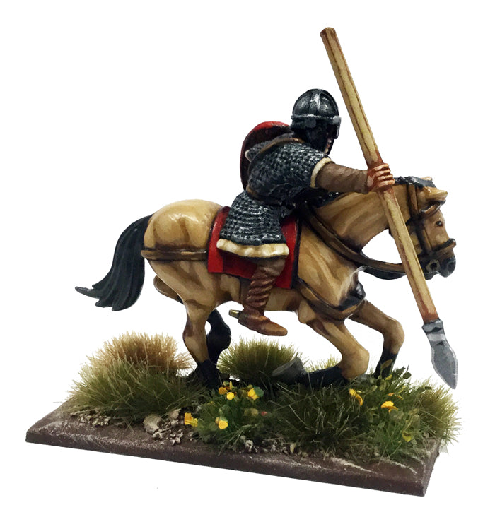 Late Roman Heavy Cavalry, 28 mm Scale Model Plastic Figures Spearman Striking