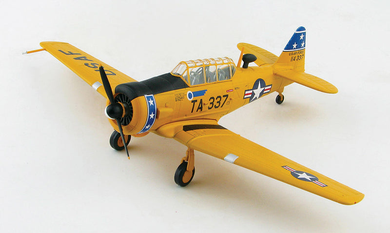 North American T-6G Texan USAF 75th FIS 1952, 1:72 Scale Diecast Model