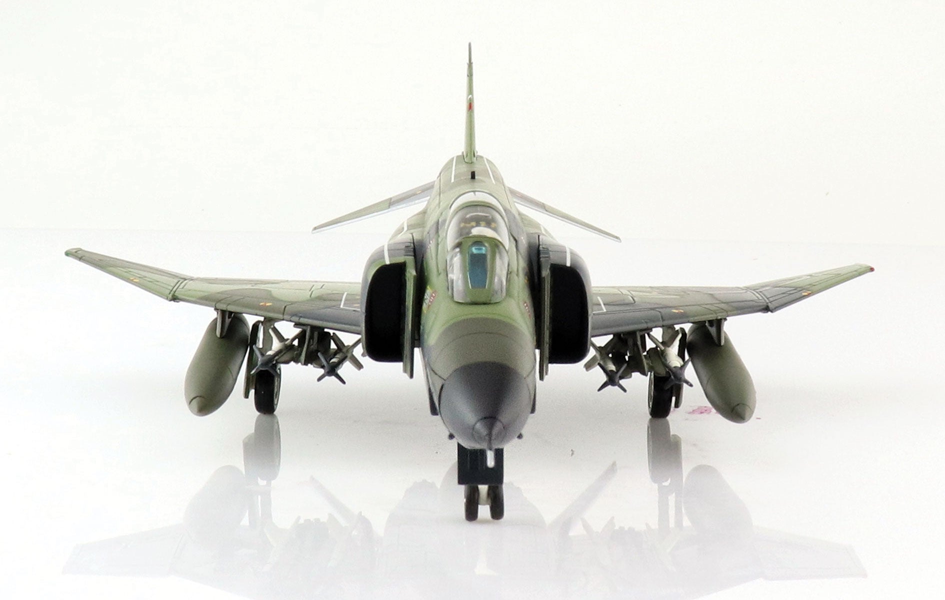 McDonald Douglas RF-4E Phantom II “Norm 83A” Luftwaffe 1992, 1:72 Scale Diecast Model Front View