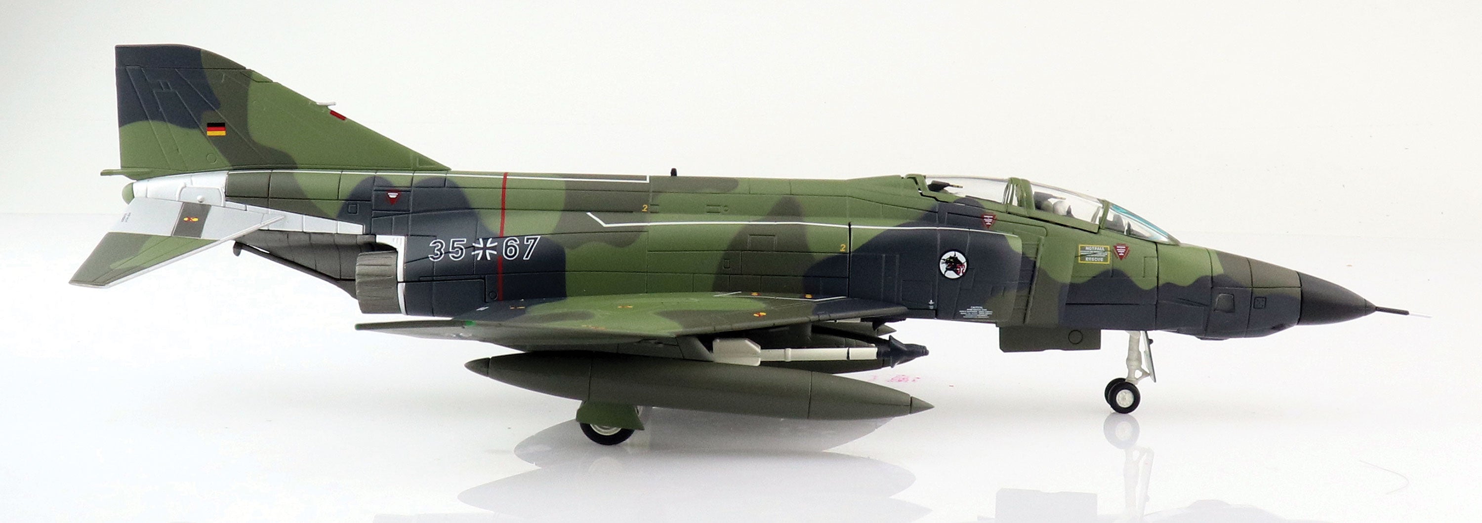 McDonald Douglas RF-4E Phantom II “Norm 83A” Luftwaffe 1992, 1:72 Scale Diecast Model Right Side View