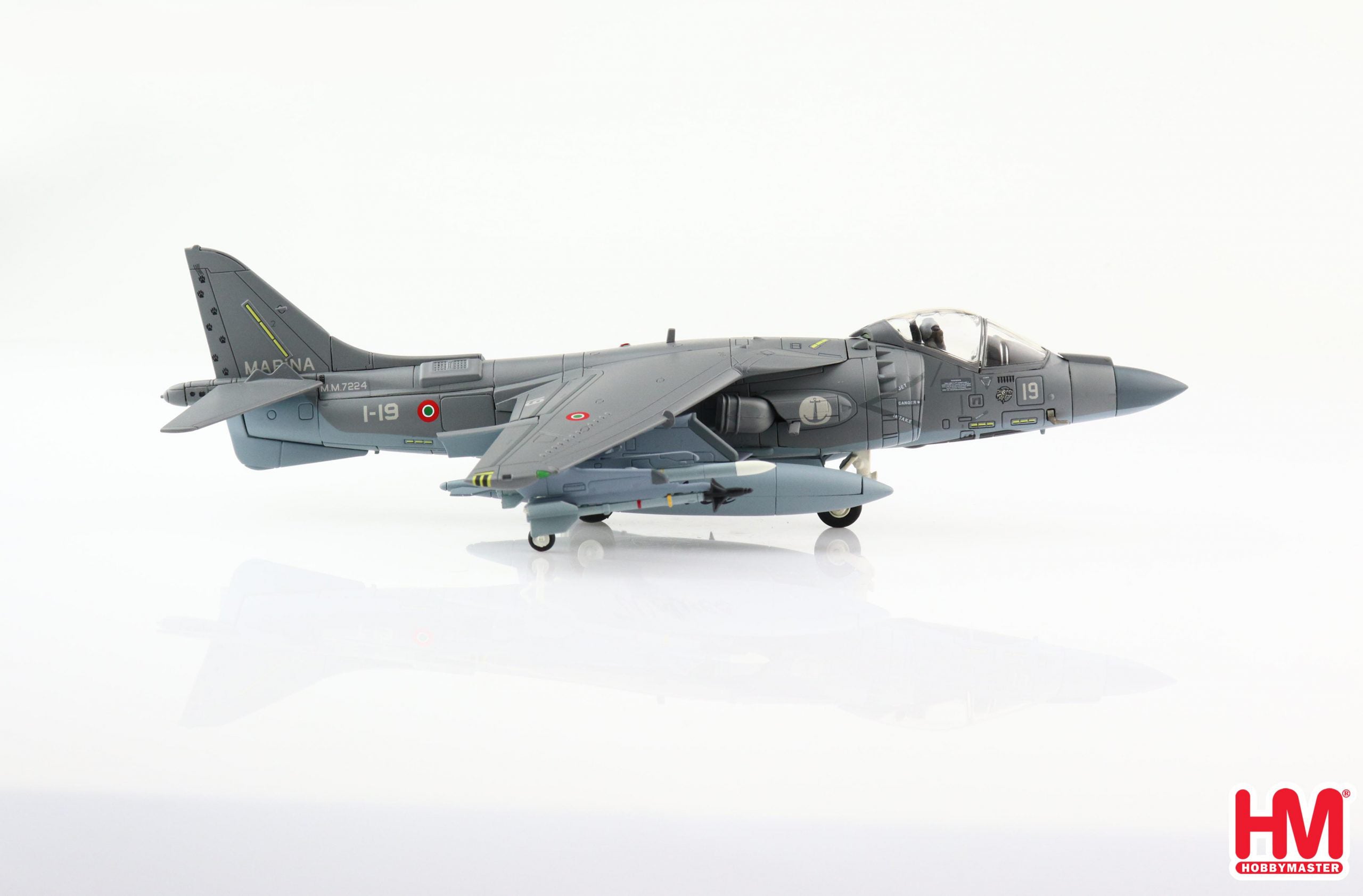 McDonnell Douglas AV-8B Harrier II Plus, Marina Militare 2002, 1/72 Scale Diecast Model Right Side View