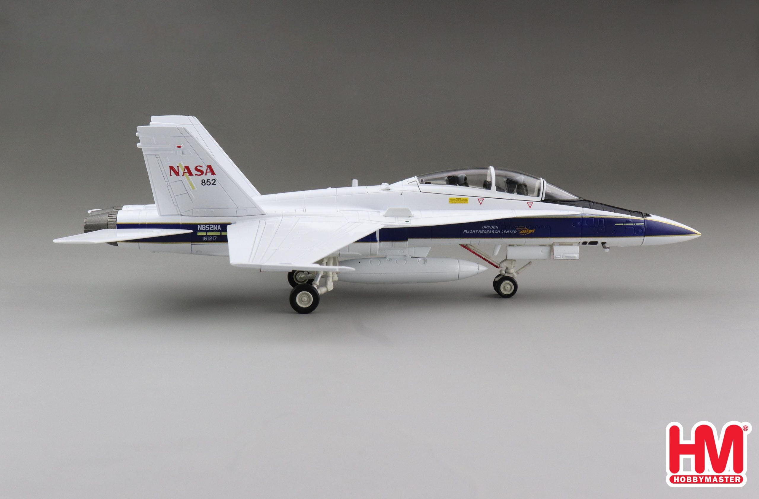 McDonnell Douglas F/A-18B Hornet NASA, Edwards AFB, 2012, 1:72 Scale Diecast Model Right Side View