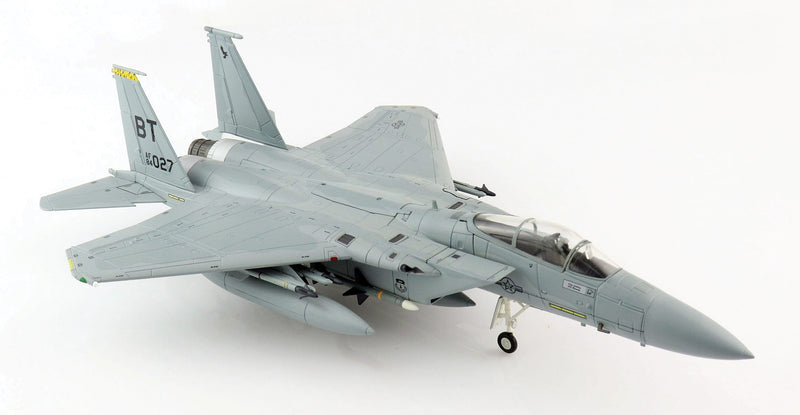 McDonnell Douglas F-15C Eagle 53rd Fighter Squadron “Operation Desert Storm” 1992, 1:72 Scale Diecast Model Right Front View