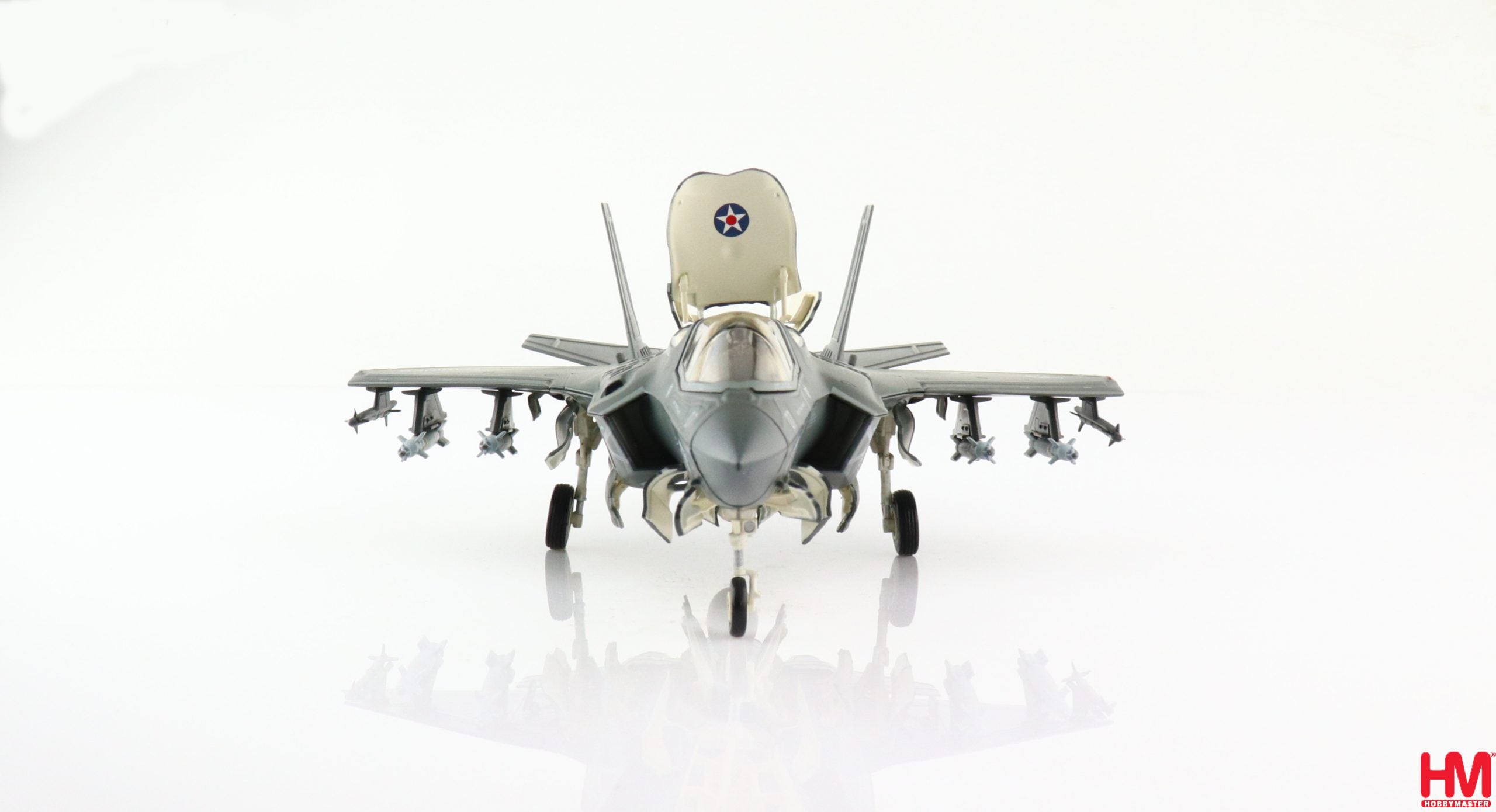 Lockheed Martin F-35B Lightning II, USMC VMFA-211, HMS Queen Elizabeth 2021, 1:72 Scale Diecast Model Front View