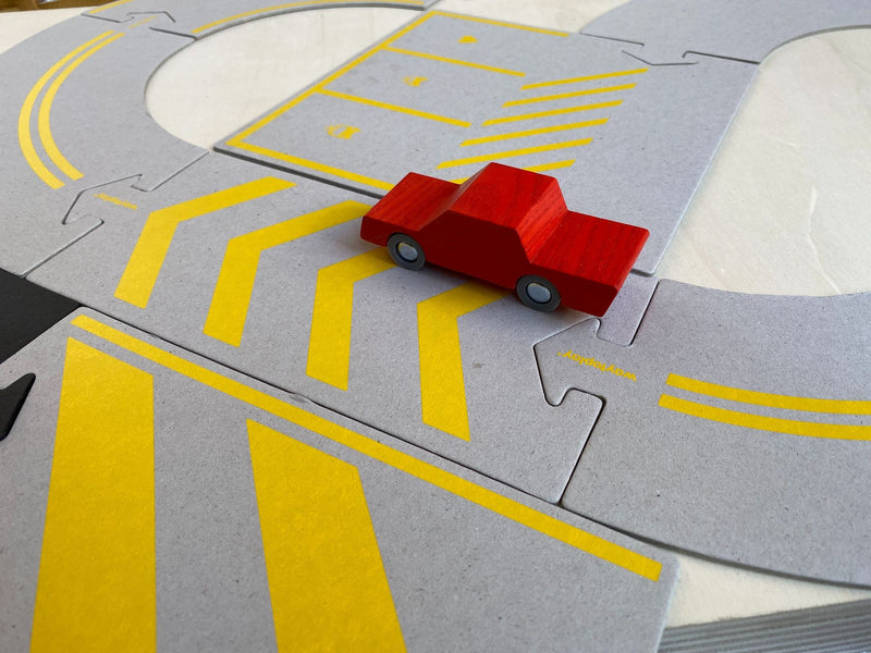 Road To Recovery 8 Piece Cardboard Roadway Set