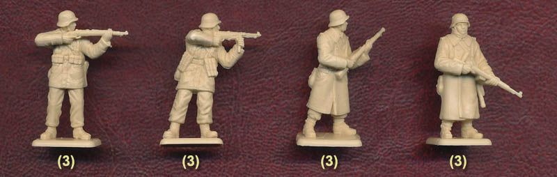German Infantry WWII (Winter Uniform) 1/72 Scale Plastic Figures Detail
