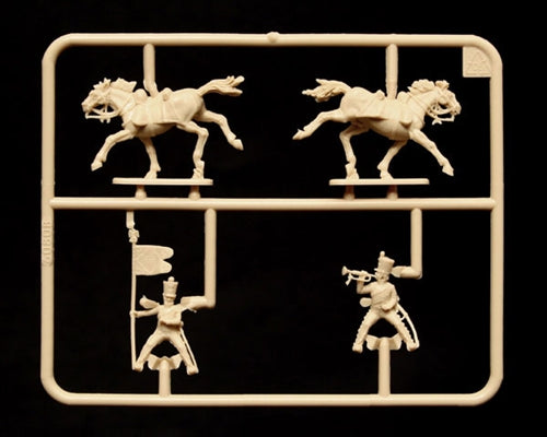 Napoleonic Wars Waterloo French Light Cavalry 1/72 Scale Plastic Figures Command Frame