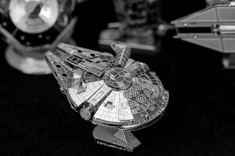 Star Wars Millennium Falcon Metal Earth Model Kit Completed 