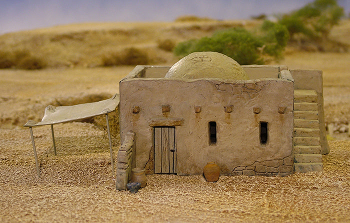 Mud Brick House for 28 mm Gaming With Accessories