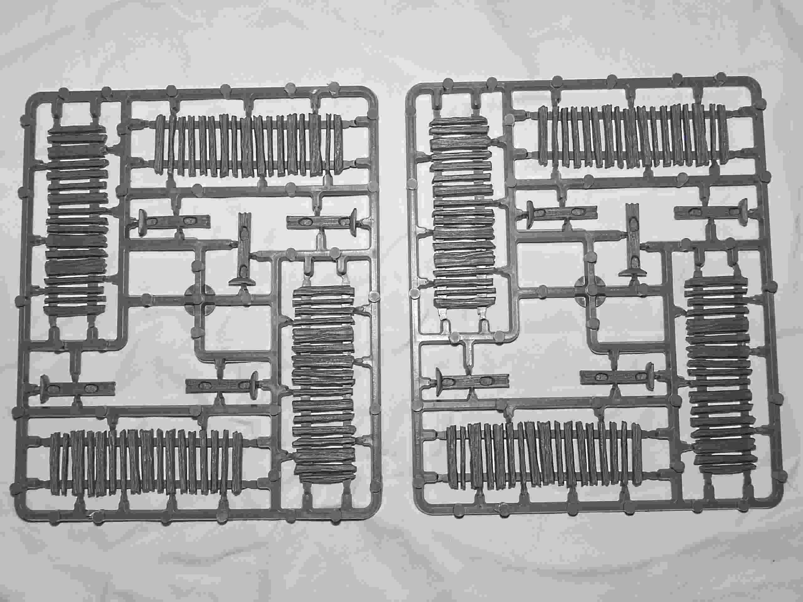 Palisade Fencing 28mm Scale Scenery