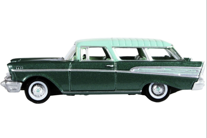 Chevrolet Nomad 1957 – Highland Green / Surf Green 1:87 Scale Model Left Side View