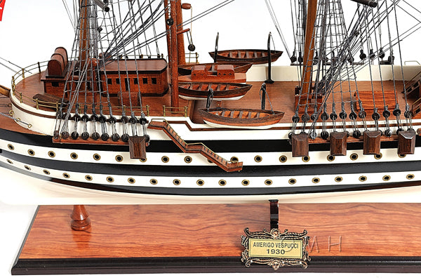 Amerigo Vespucci Wooden Scale Model Midships Close Up