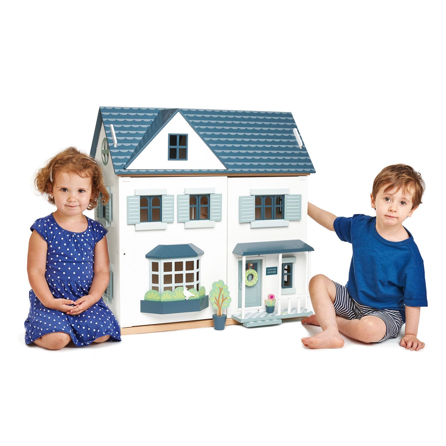 Dovetail House Wooden Doll House