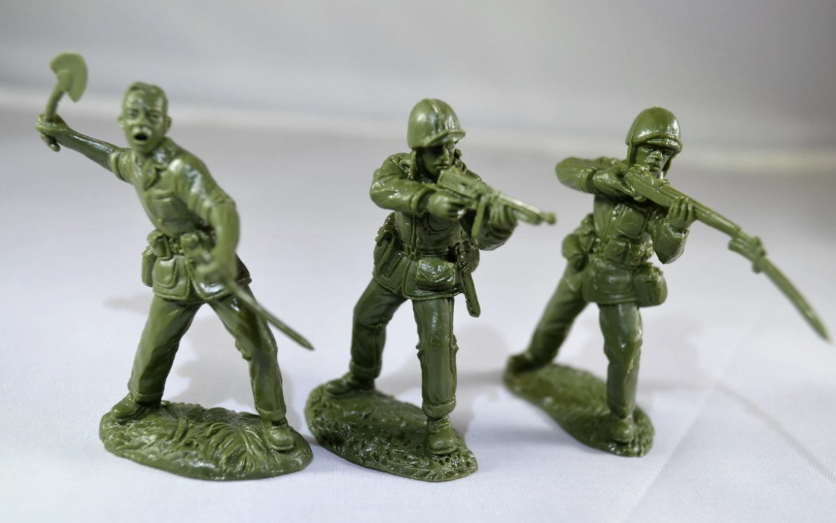 US Marines World War II 1/32 (54 mm) Scale Plastic Figures Close Up View