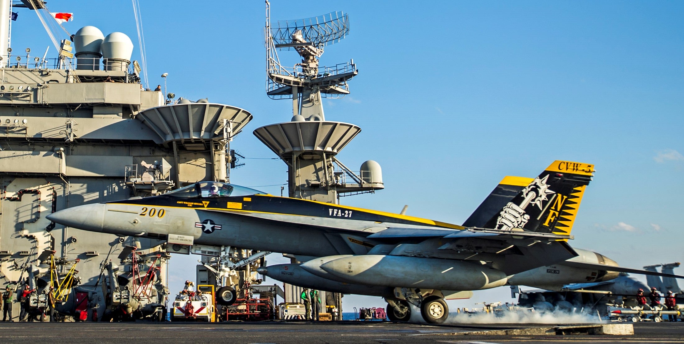 Hobby Master | Boeing F/A-18E Super Hornet, VFA-27 “Royal
