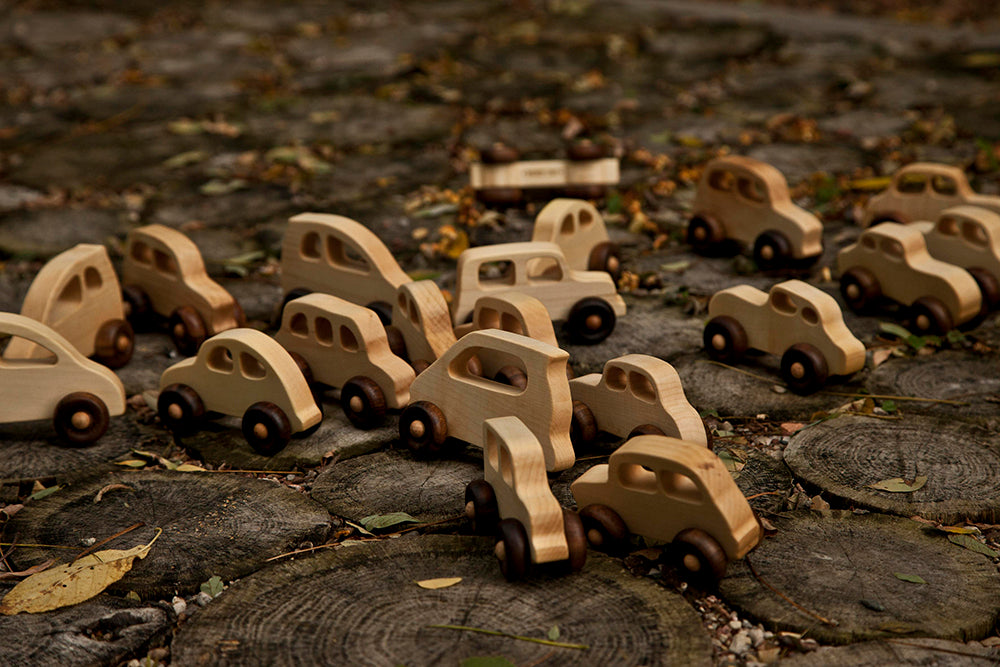 '30’s Natural Colored Wood Toy Car