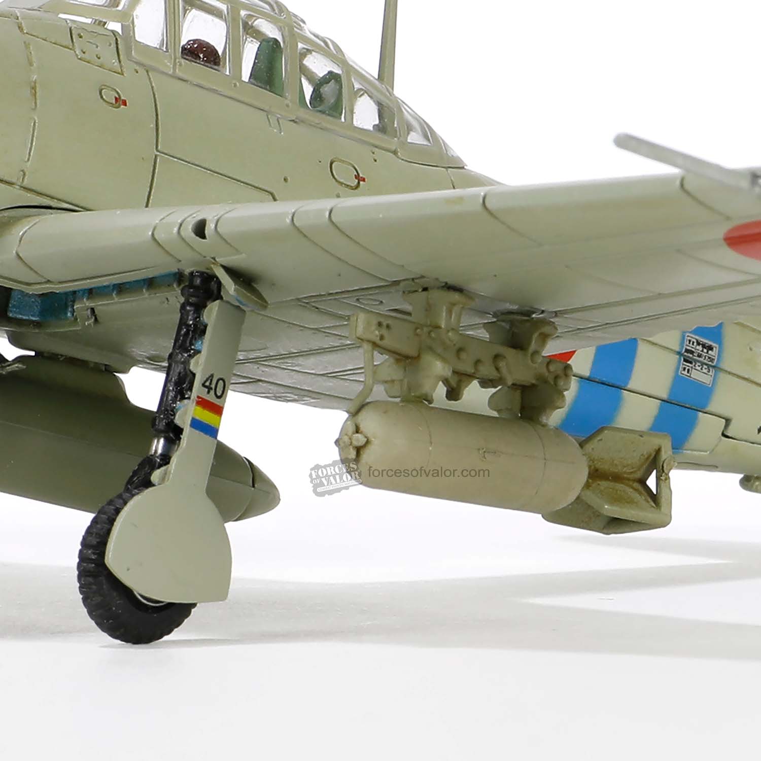 Mitsubishi A6M2 “Zero” 4th Hikōtai Imperial Japanese Navy, Carrier Hiryu  1941, 1:72 Scale Model Bombe Close Up