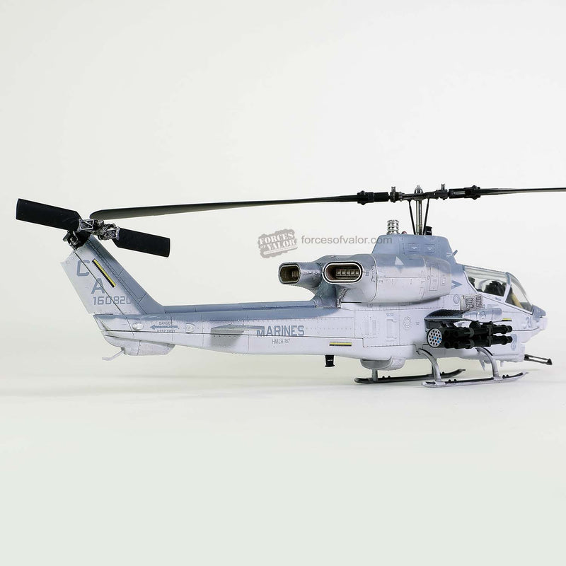 Bell AH-1W Super Cobra Marine Light Attack Helicopter Squadron 167 2012, 1:48 Scale Model Right Rear View