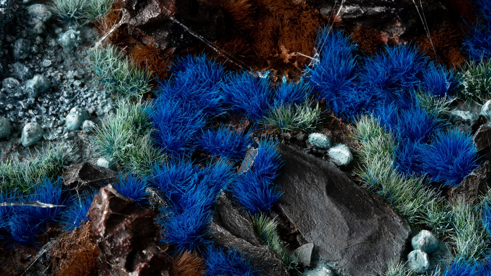 Alien Blue Tuft Set 6mm Example Diorama