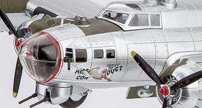 Boeing B-17G Flying Fortress “Miss Conduct” 418th Bombardment Squadron 1945 1:72 Scale Diecast Model By Air Force 1 Nose Detail