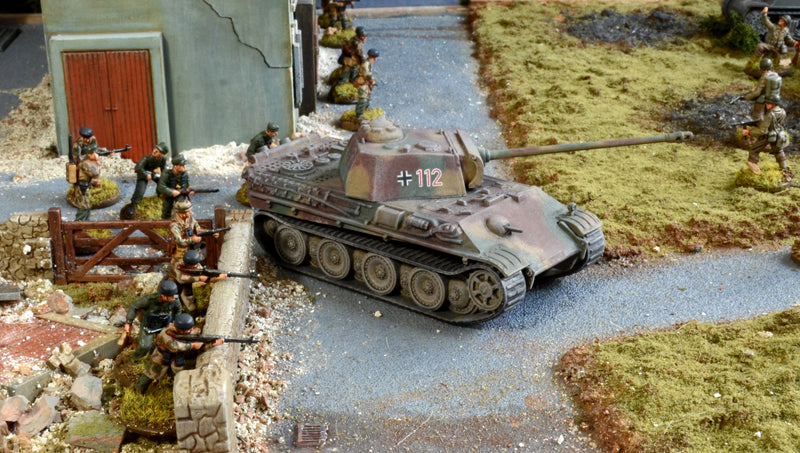 Operation Cobra 1944 WWII 1/72 Scale Battle Set German Scene