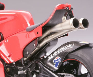 Ducati Desmosedici Motorcyle 1:12 Scale Model Kit