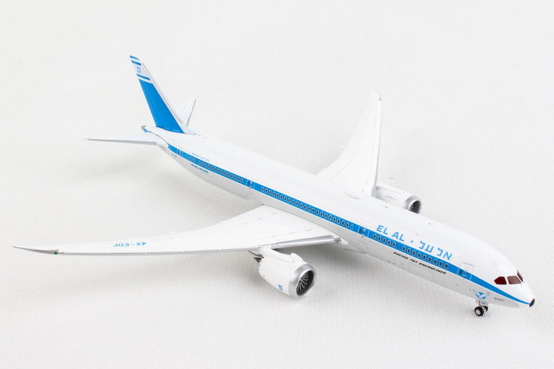 Boeing 787-9 El Al Israel Airlines (4X-EDF) 1:400 Scale Model Right Front Quarter View