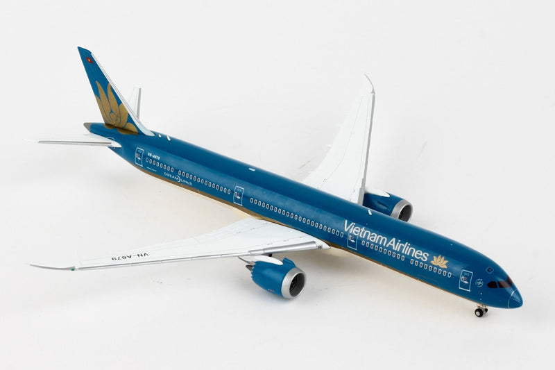 Boeing 787-10 Vietnam Airlines (VN-A879) 1:400 Scale Model