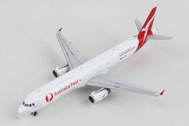 Airbus A321P2F Qantas Freight Australia Post (VH-ULD) 1:400 Scale Model Left Front View