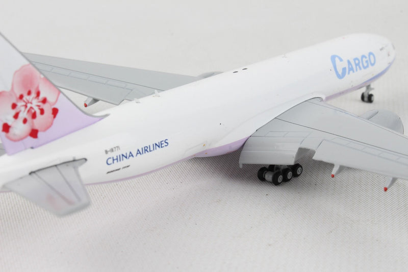 Boeing 777F China Cargo (B-18771) Flaps Down Configuration 1:400 Scale Model Right Rear View